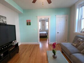 238 S Huntington Ave in Boston, MA - Building Photo - Building Photo