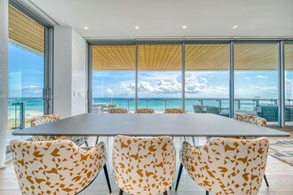 5775 Collins Ave, Unit 703 in Miami Beach, FL - Building Photo - Building Photo