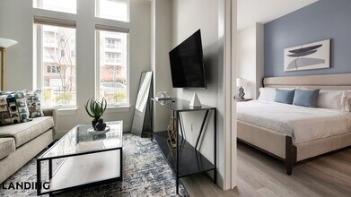 2005 11th St NW, Unit 101 in Washington, DC - Building Photo - Building Photo