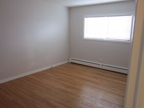 523 W Miner St in Arlington Heights, IL - Building Photo - Building Photo