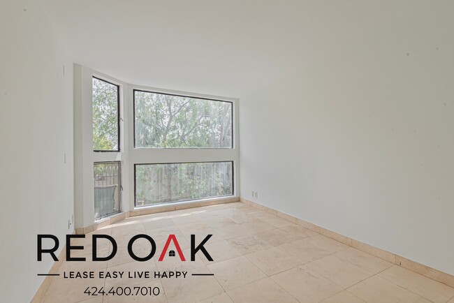 3949 Los Feliz Blvd in Los Angeles, CA - Building Photo - Building Photo