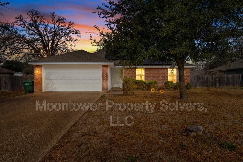 224 Headrick Dr in Waco, TX - Building Photo