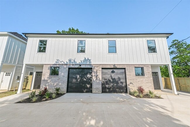 property at 4721 Mallow St