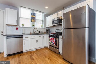 915 S 18th St in Philadelphia, PA - Building Photo - Interior Photo