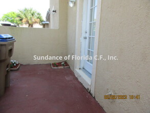 3243 Sandy Shore Ln in Kissimmee, FL - Building Photo - Building Photo