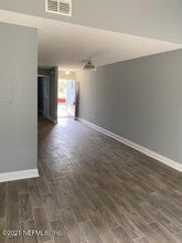 4410 Melissa Ct W in Jacksonville, FL - Building Photo - Building Photo