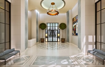Regency Parc in Coral Gables, FL - Building Photo - Building Photo