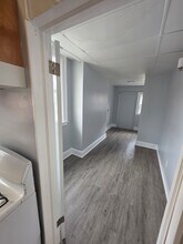 325 Roseville Ave, Unit 1 in Newark, NJ - Building Photo - Building Photo