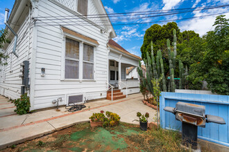 519 S Breed St in Los Angeles, CA - Building Photo - Building Photo