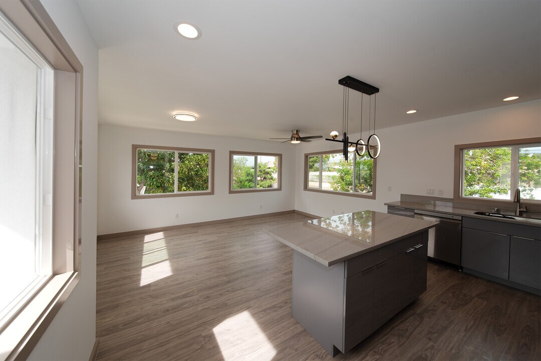 1528 Hooli Cir in Pearl City, HI - Building Photo