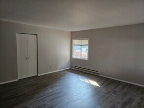 810 Spring Ave in La Grande, OR - Building Photo - Building Photo