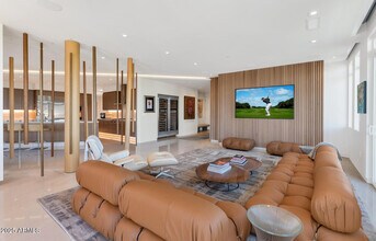 3801 N Goldwater Blvd in Scottsdale, AZ - Building Photo - Building Photo