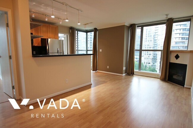 928 Richards St in Vancouver, BC - Building Photo - Building Photo