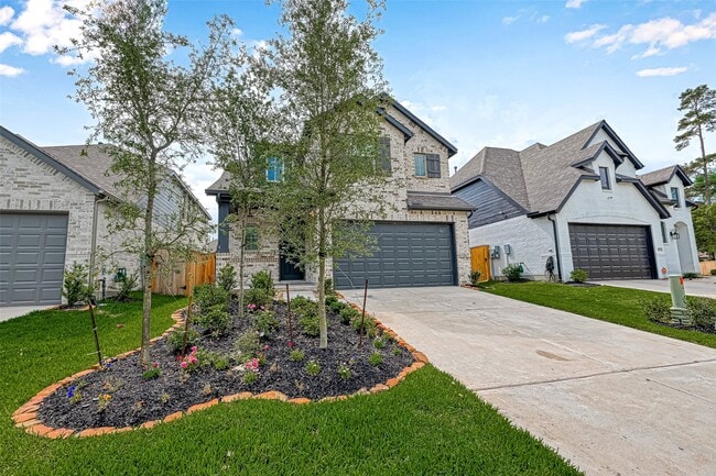 323 Highland Bayou Dr in Conroe, TX - Building Photo - Building Photo