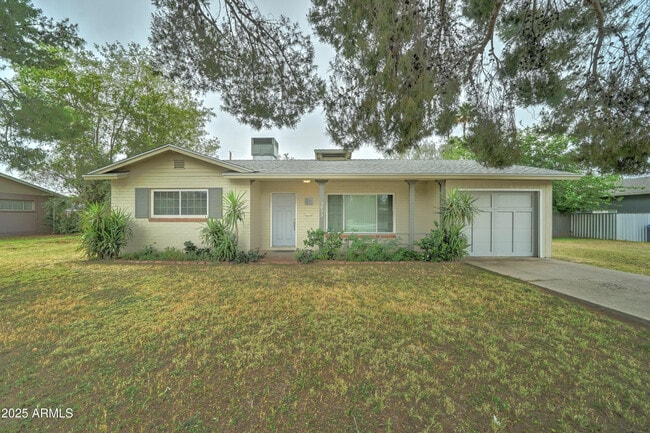 3033 E Campbell Ave in Phoenix, AZ - Building Photo - Building Photo