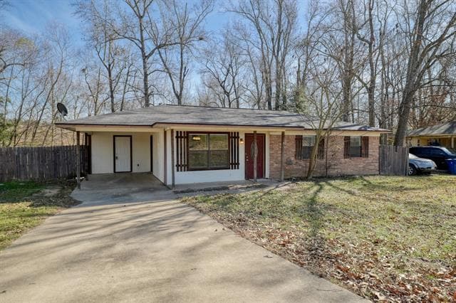 1108 Brad Cir in Lindale, TX - Building Photo - Building Photo