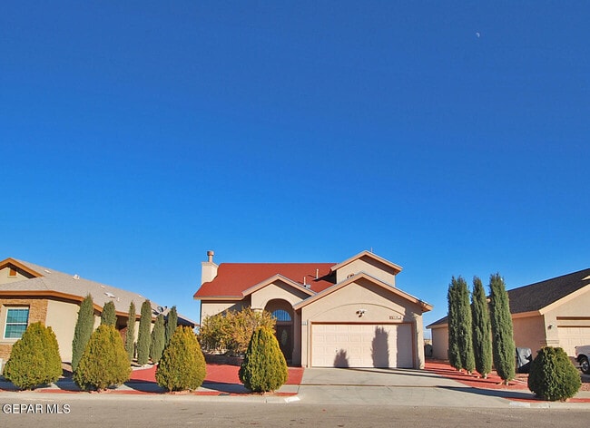 property at 516 Cactus Crossing Dr