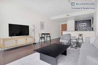 388 Beale St-Unit -FL15-ID775 in San Francisco, CA - Building Photo - Building Photo