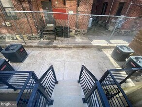 5426 Chancellor St, Unit 2 in Philadelphia, PA - Building Photo - Building Photo