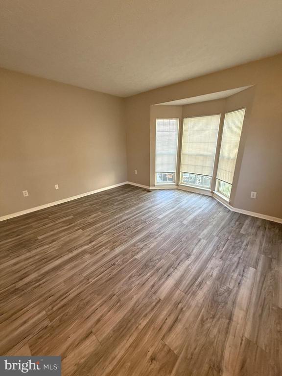 property at 141 Leeds Creek Cir