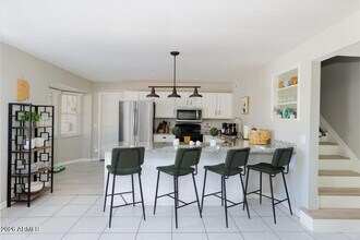 3011 S Country Club Way in Tempe, AZ - Building Photo - Building Photo