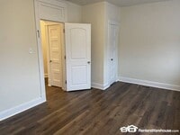 2855 W Cold Spring Ln photo'