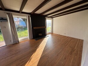 2297 Hillcrest Ave in Eureka, CA - Building Photo - Building Photo