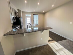 3725 Vly Frd Wy in Hanover, MD - Building Photo - Building Photo