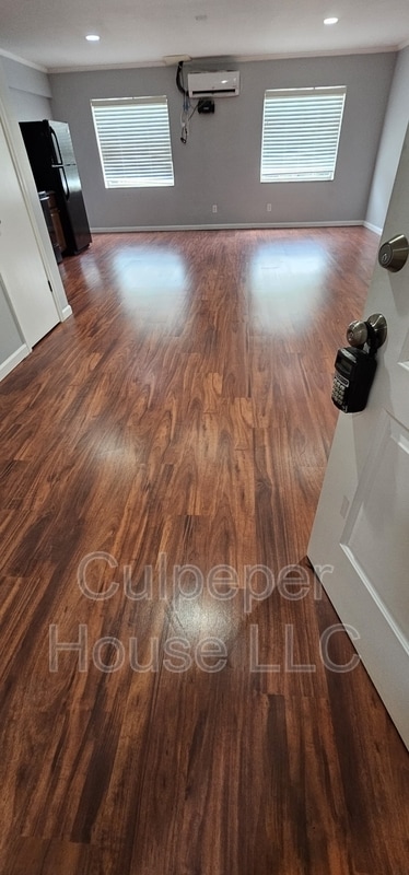 property at 2854 W Sylvania Ave