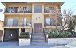 579 W 14th St in San Pedro, CA - Building Photo