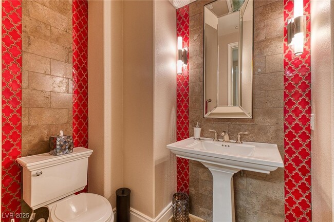 property at 9216 Tesoras Dr