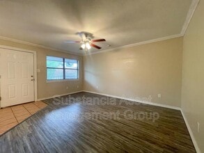 1430 NW 25th St in Oklahoma City, OK - Foto de edificio - Building Photo