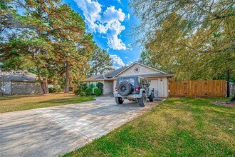 7135 Woodland Oaks in Magnolia, TX - Building Photo - Building Photo