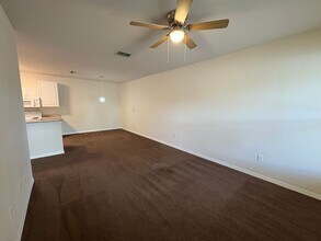 1003 Hemingway Cir in Haines City, FL - Building Photo - Building Photo