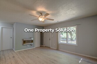 1050 Durbin St in Gary, IN - Building Photo - Building Photo