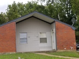 1335-1337 Halcomb Ln in Memphis, TN - Building Photo