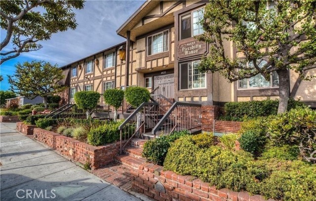 4633 Marine Ave, Unit 223 in Lawndale, CA - Building Photo - Building Photo