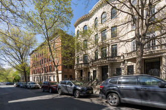 527 1St Street in Brooklyn, NY - Building Photo - Building Photo