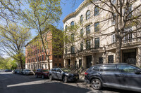 527 1St Street in Brooklyn, NY - Foto de edificio - Building Photo