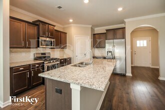 4000 Park Crossings Dr in Chelsea, AL - Foto de edificio - Building Photo