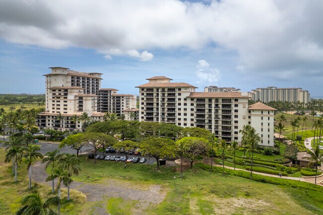 Beach Villas at Ko Olina in Kapolei, HI - Building Photo - Building Photo