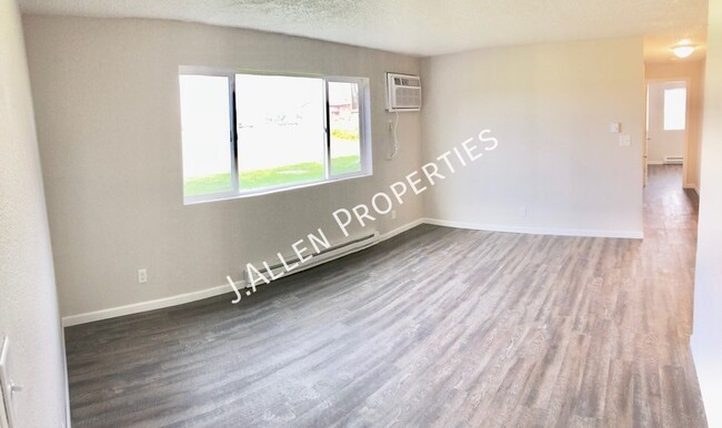 1804 Parker Cir in Norfolk, NE - Building Photo - Building Photo