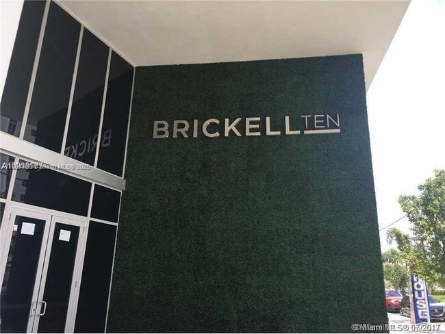 property at 1010 SW 2nd Ave