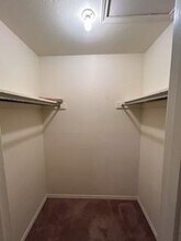 1302 Crescent St in Denton, TX - Building Photo - Building Photo