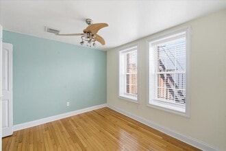 90 Court House Pl in Jersey City, NJ - Building Photo - Building Photo