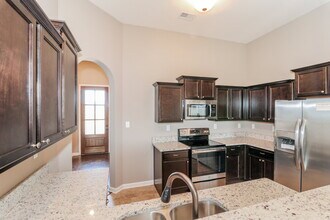5477 Riverstone Dr in Memphis, TN - Building Photo - Building Photo