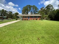 5 McArthur Dr photo'