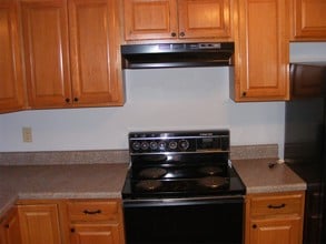 830 Tennessee Ave-Unit -2 in Etowah, TN - Building Photo - Building Photo