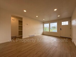 2006 6th St NE in Great Falls, MT - Building Photo - Building Photo