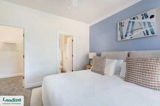 2118 Silvercrest Dr, Unit 2102C in Myrtle Beach, SC - Foto de edificio - Building Photo